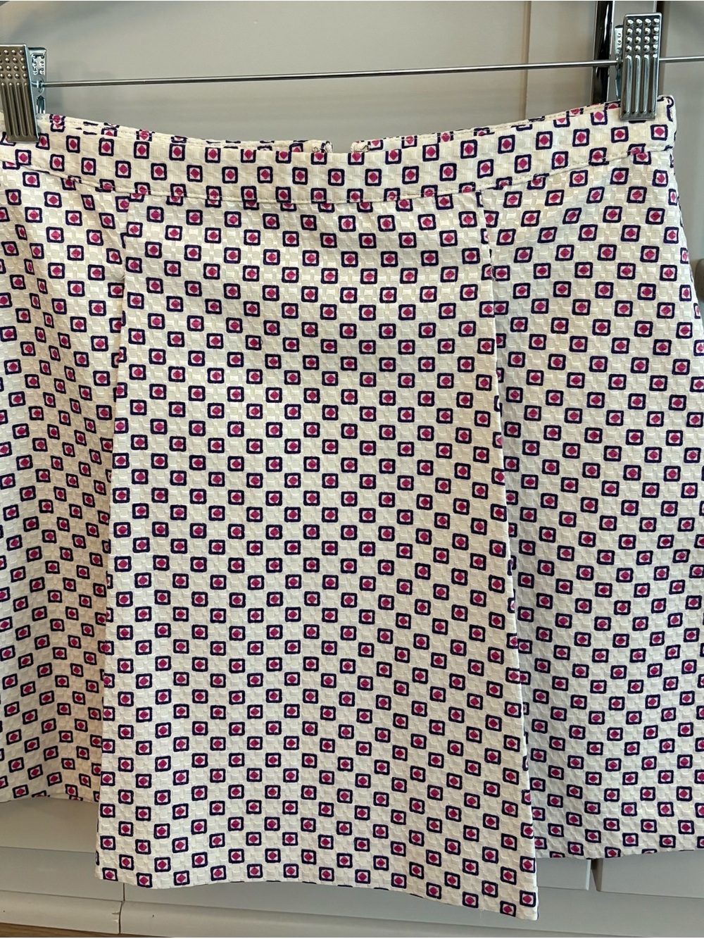 Club Monaco White Mini Skirt with Pink & Navy Geo Print